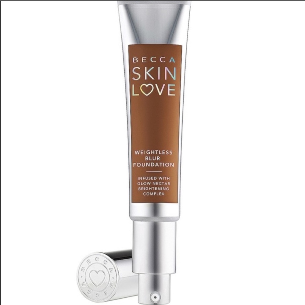 BECCA SKIN LOVE foundation color walnut